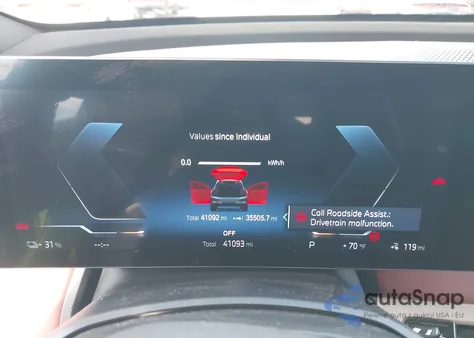 2023 BMW Ix xDrive50 z USA, uszkodzony, nr VIN WB523CF04PCM41160